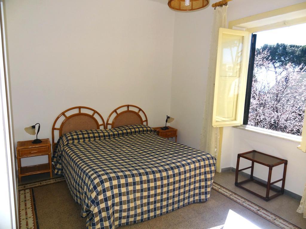 B&B Villa Fantasia Gaeta Bilik gambar